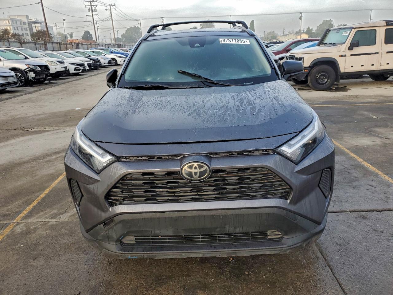 2019 Toyota Rav4 Le - Image 5