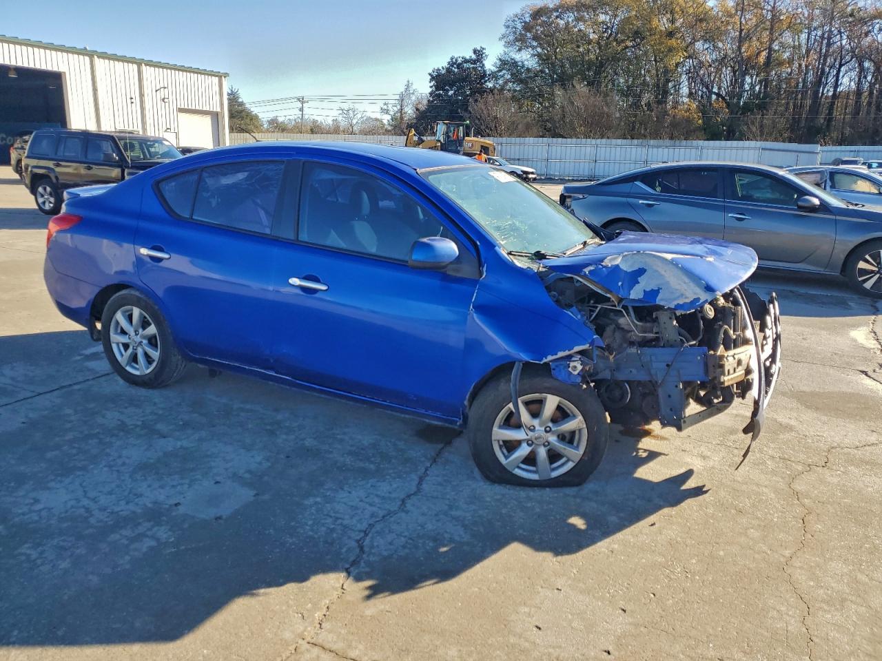 2014 Nissan Versa S - Image 4