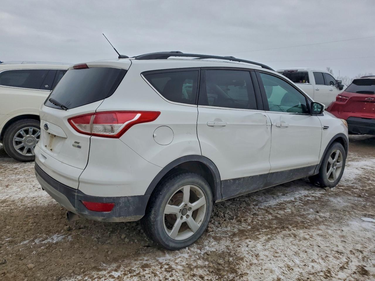 2013 Ford Escape Se - Фото 3