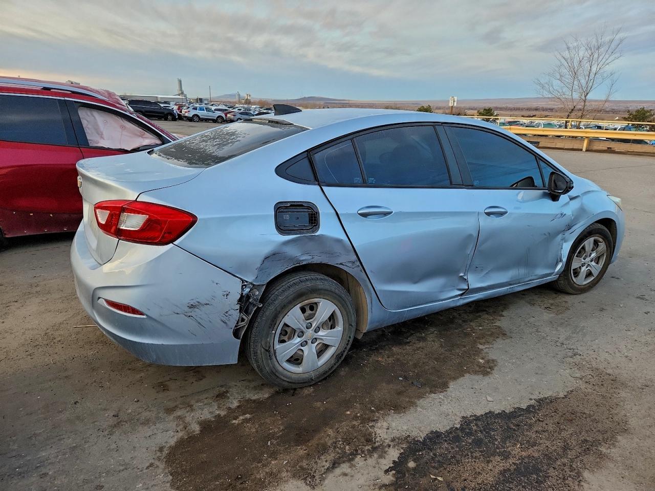 2018 Chevrolet Cruze Ls - Фото 3