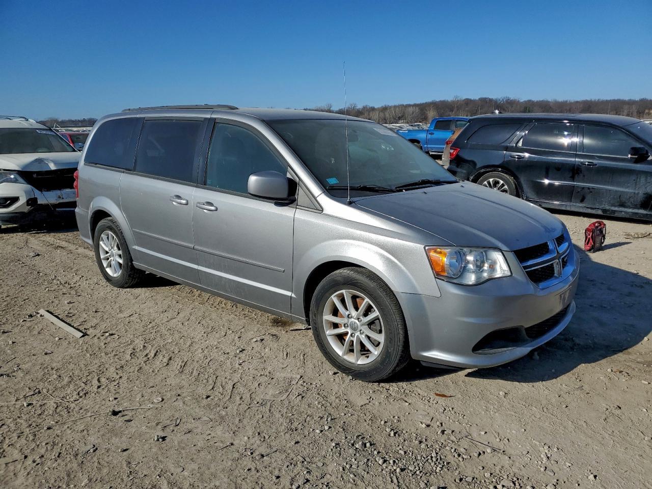 2016 Dodge Grand Caravan Sxt - Фото 4