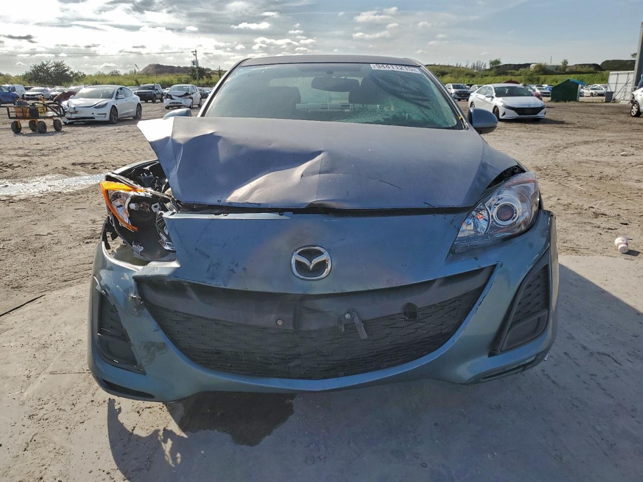 2011 Mazda 3 I - Image 5