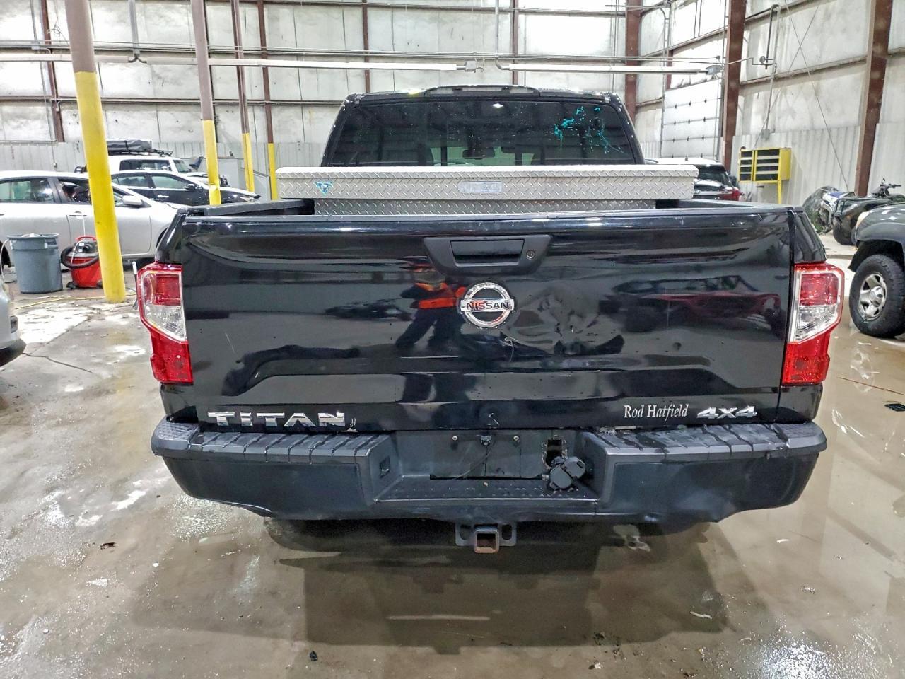 2017 Nissan Titan S - Image 6