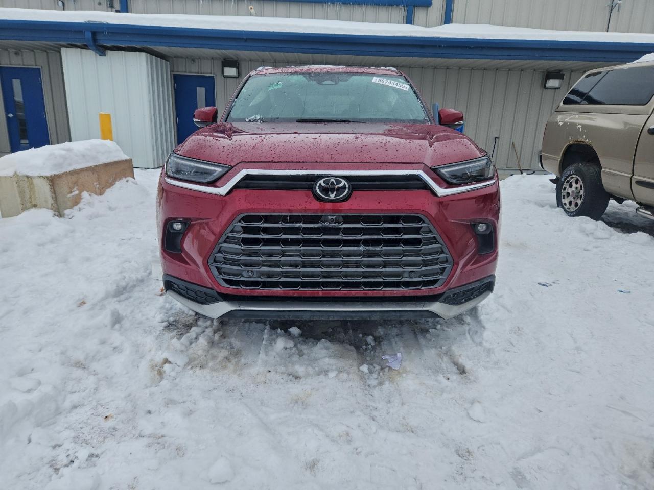 2025 Toyota Grand Highlander - Image 5