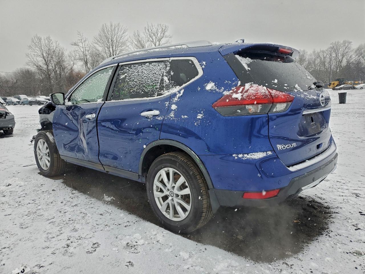 2019 Nissan Rogue S - Фото 2