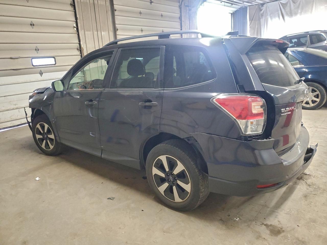 2018 Subaru Forester 2.5I Premium - Фото 2