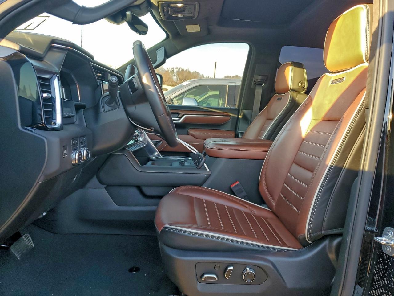 2025 GMC Sierra K2500 Denali Ultimate - Фото 7