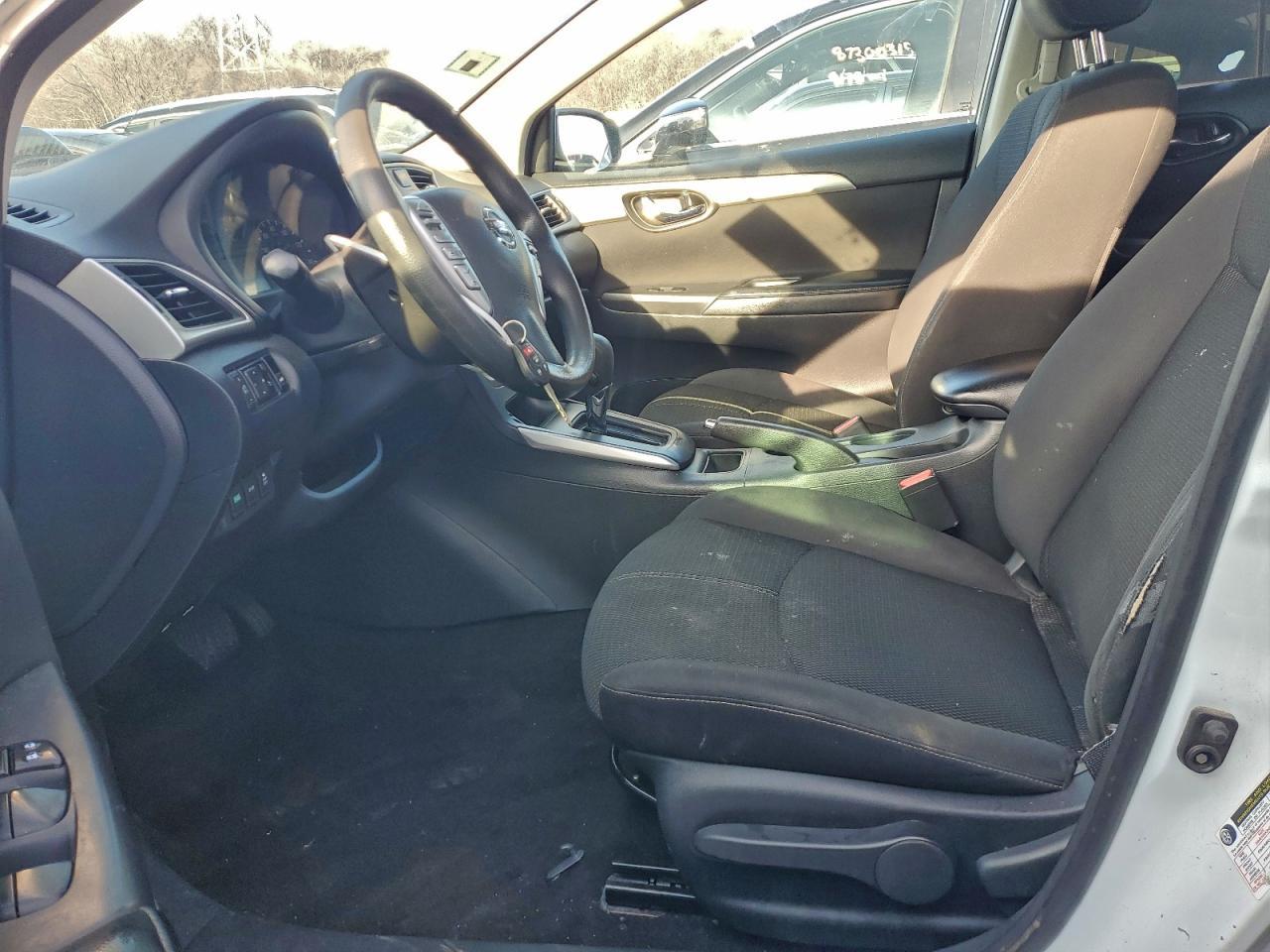 2017 Nissan Sentra S - Фото 7