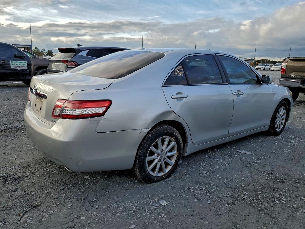 2010 Toyota Camry Se - Image 3