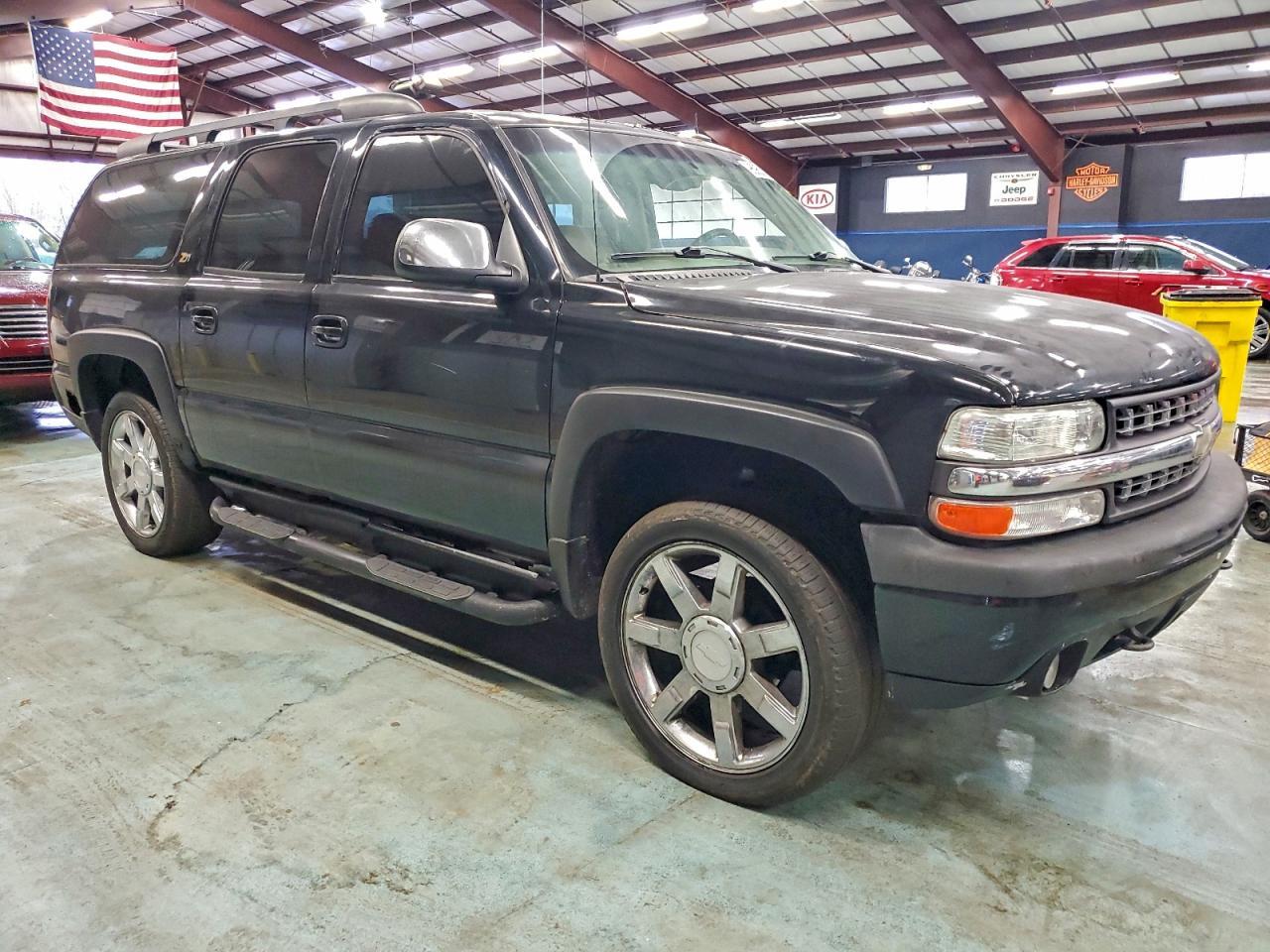 2004 Chevrolet Suburban K1500 - Image 4