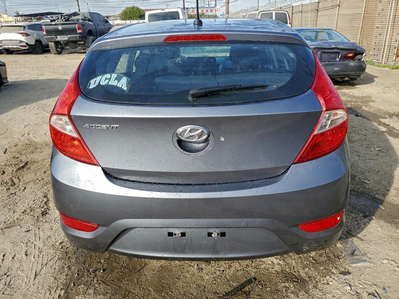 2017 Hyundai Accent Se - Image 6