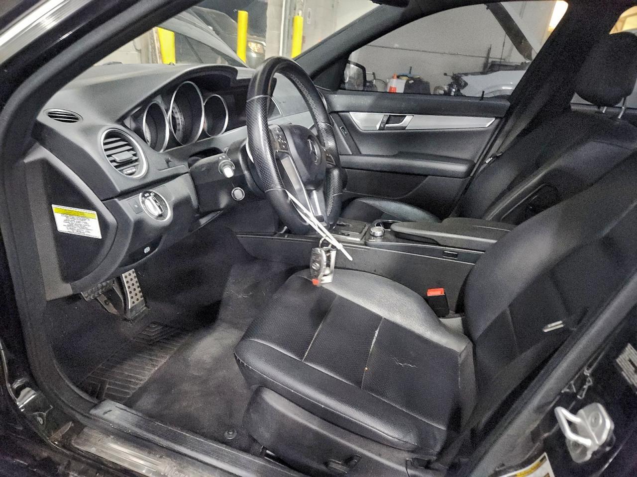 2013 Mercedes-Benz C 250 - Image 7