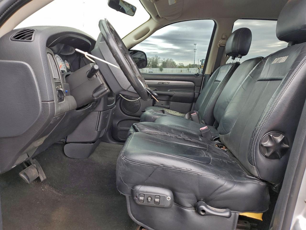 2005 Dodge Ram 1500 St - Фото 7