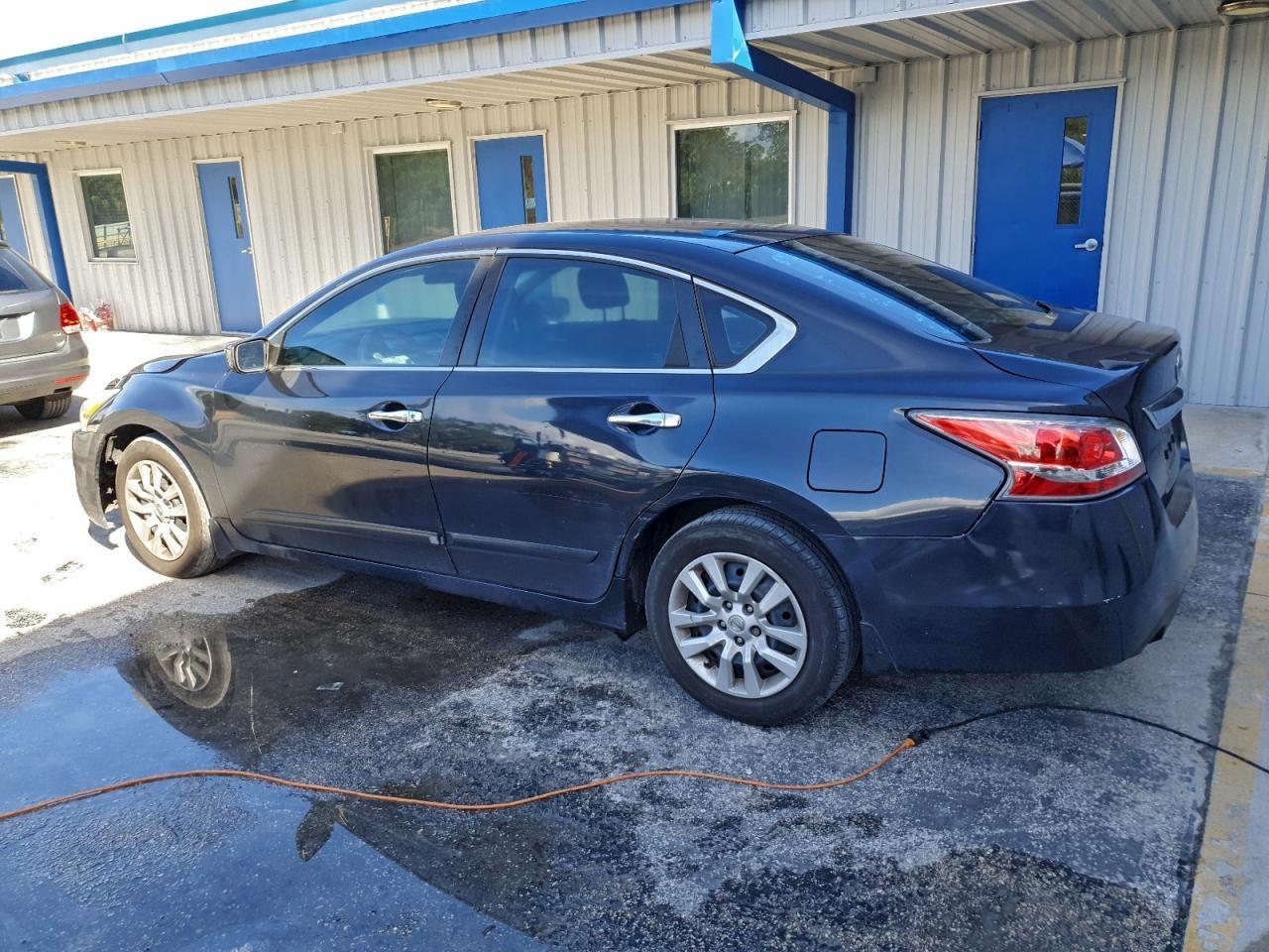 2015 Nissan Altima 2.5 - Фото 2