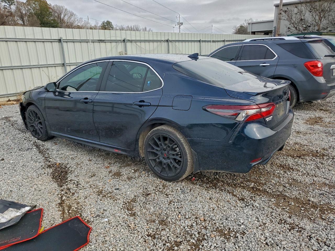 2021 Toyota Camry Se - Image 2