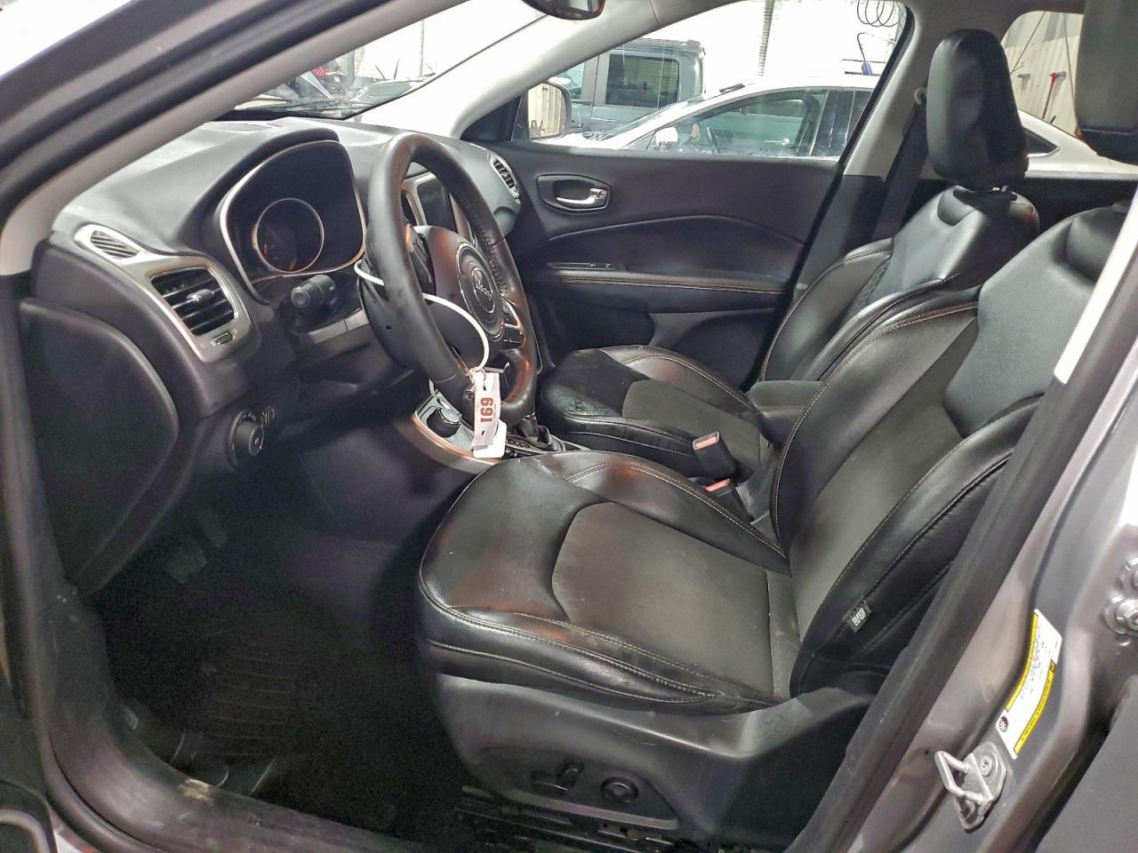 2018 Jeep Compass Latitude - Фото 7