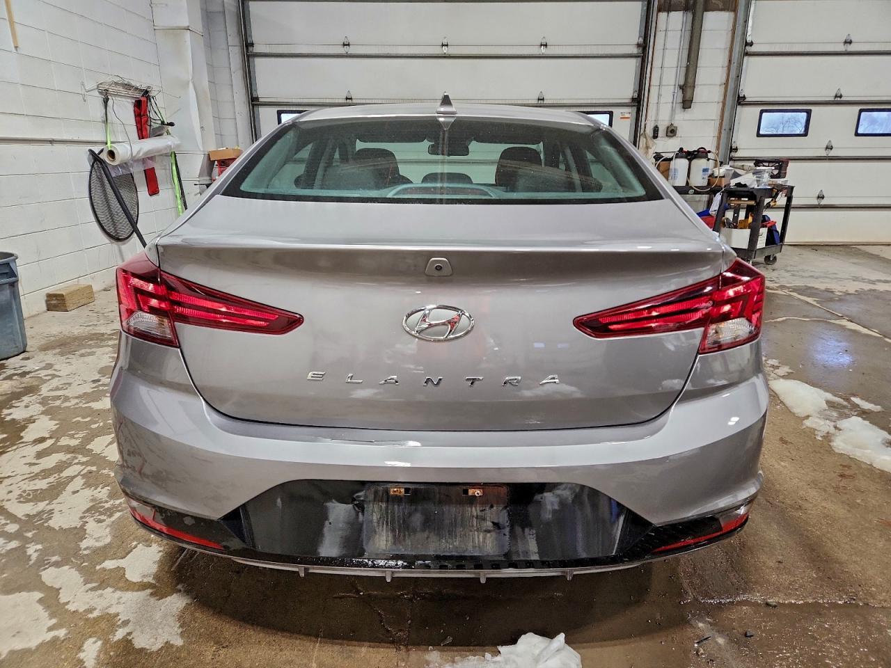 2020 Hyundai Elantra Sel - Фото 6