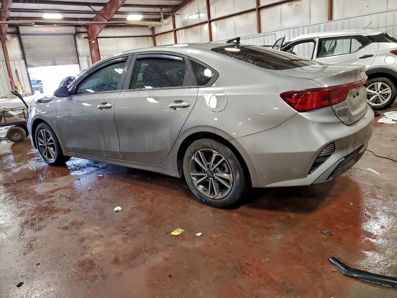 2024 Kia Forte Lx - Image 2
