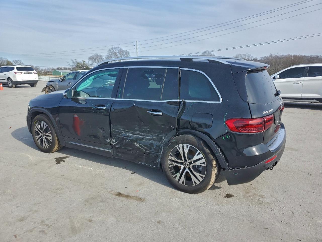 2024 Mercedes-Benz Glb 250 - Image 2