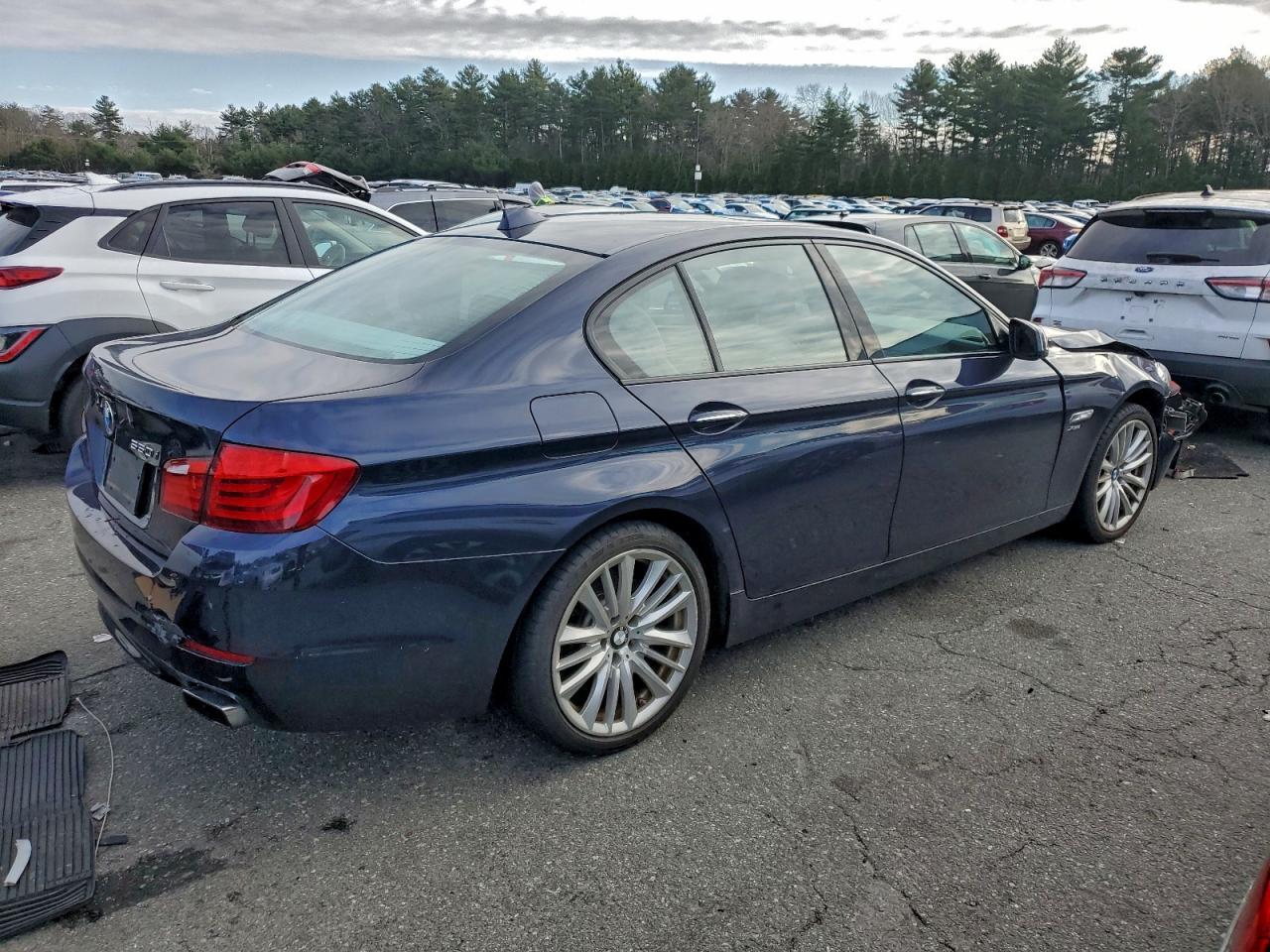 2011 BMW 550 Xi - Фото 3