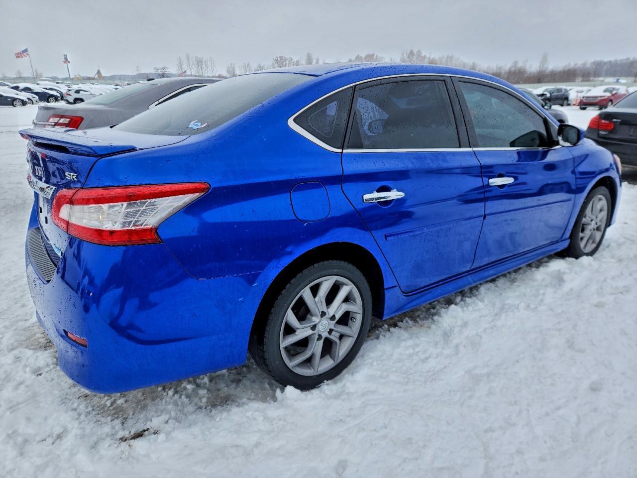 2014 Nissan Sentra S - Фото 3