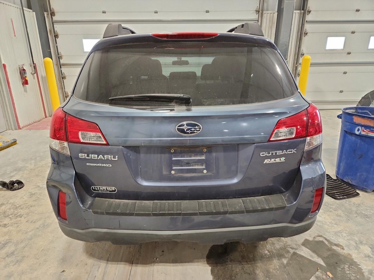 2013 Subaru Outback 2.5I Premium - Image 6