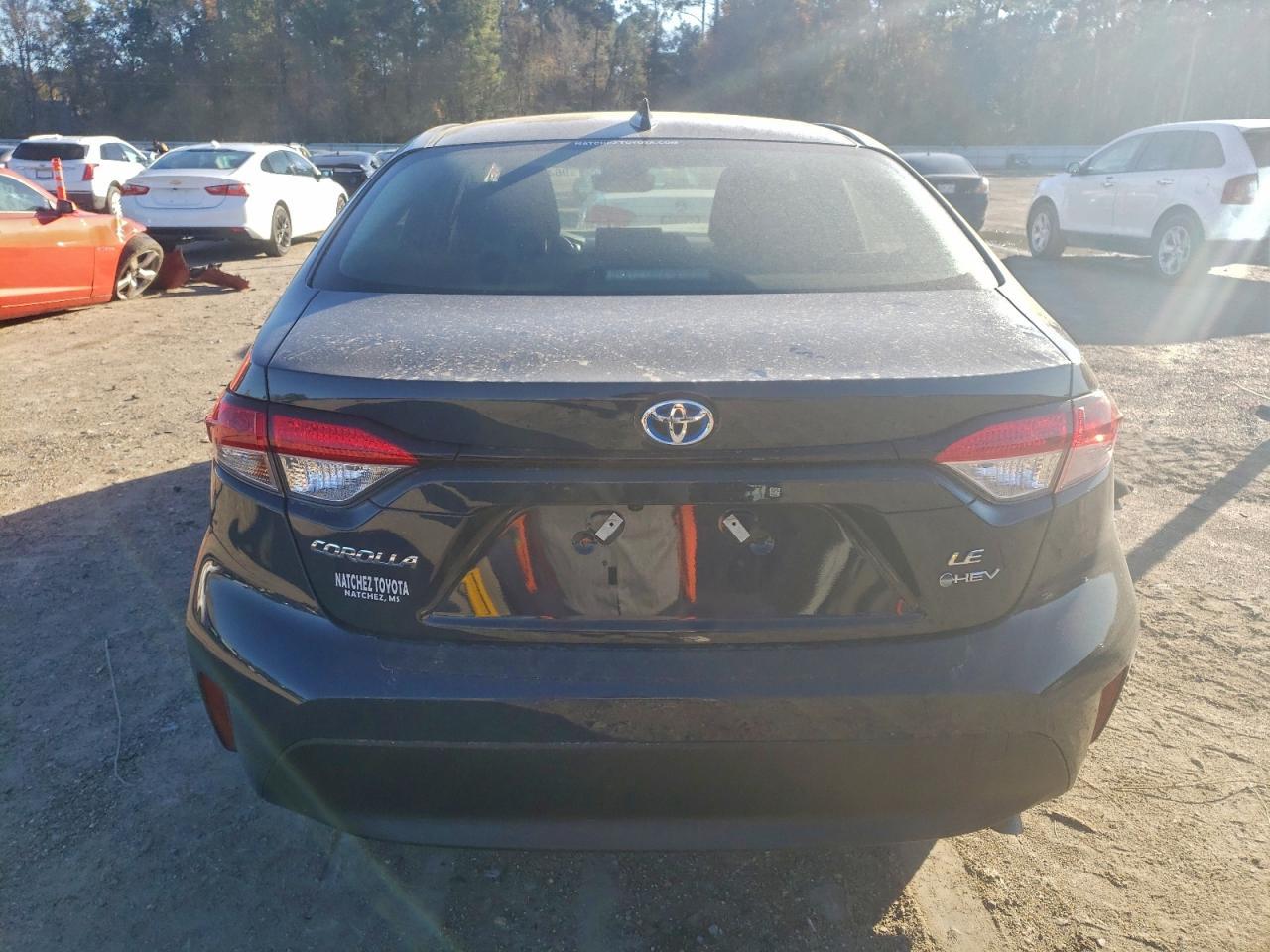 2025 Toyota Corolla Le - Фото 6