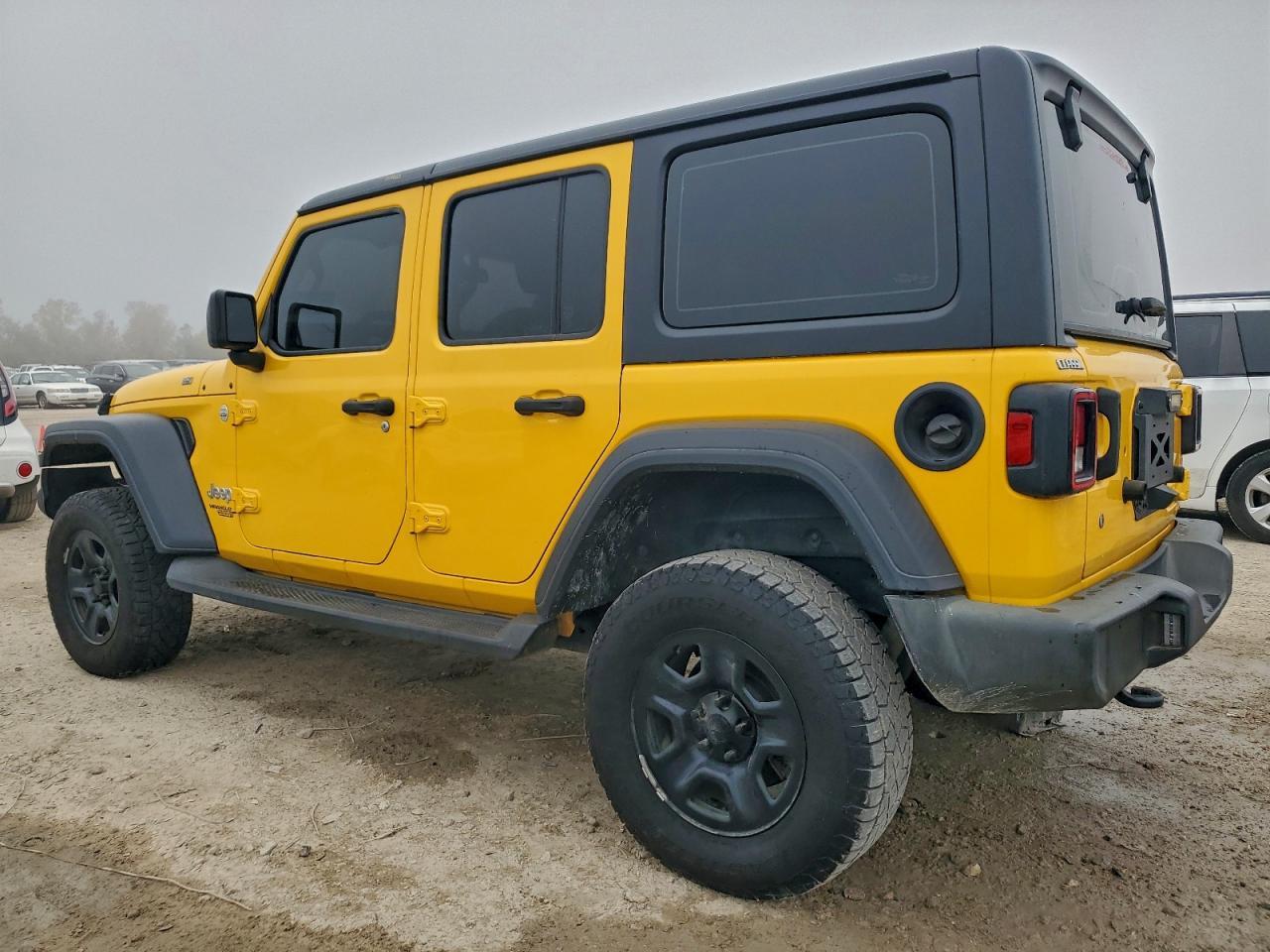 2019 Jeep Wrangler Unlimited Sport - Фото 2