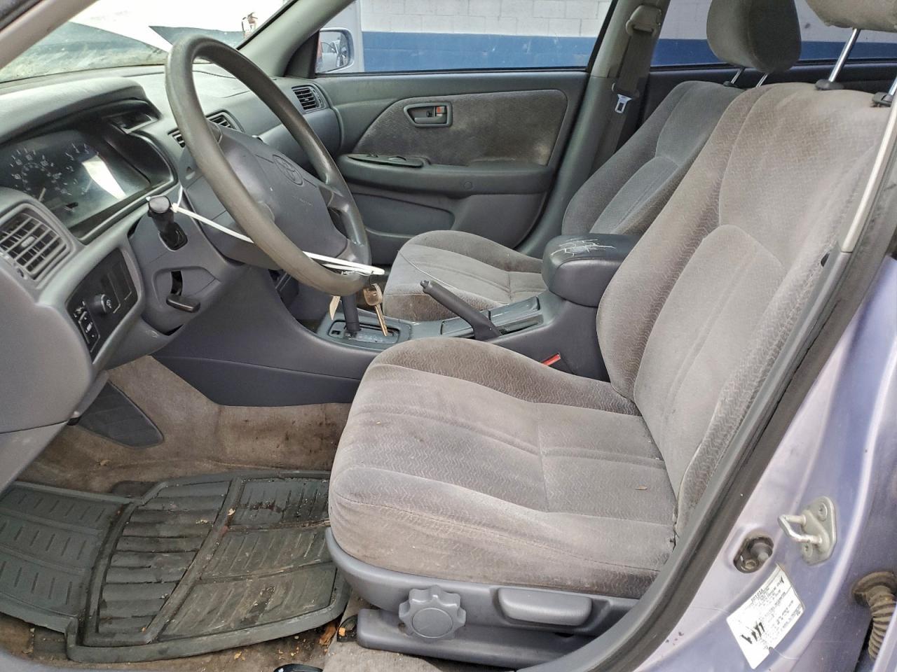 1998 Toyota Camry Ce - Фото 7