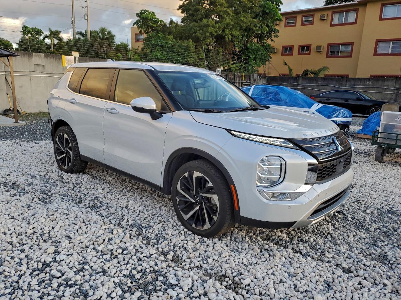 2024 Mitsubishi Outlander Se - Фото 4