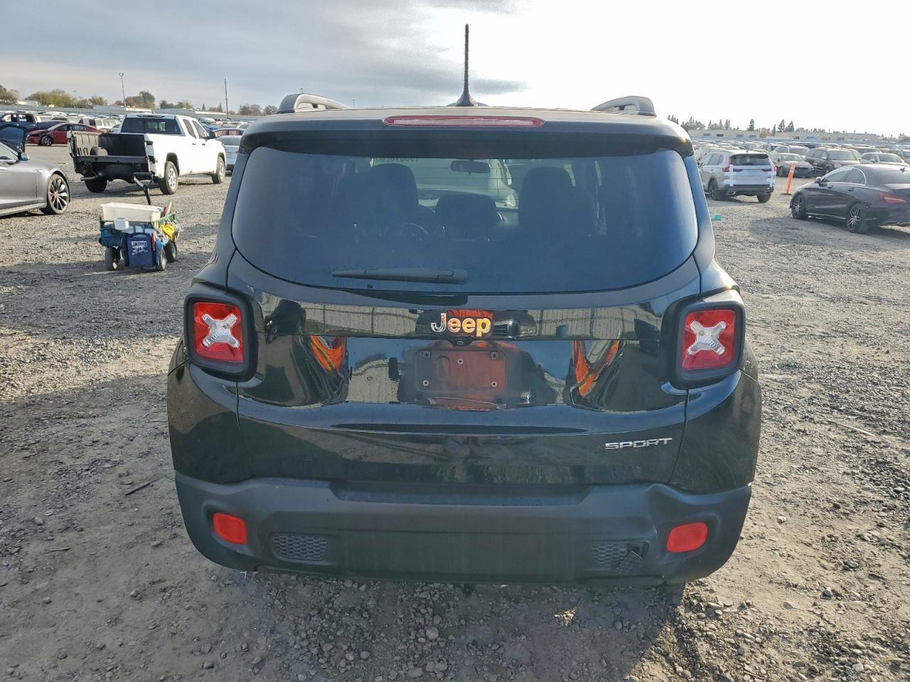 2017 Jeep Renegade Sport - Фото 6