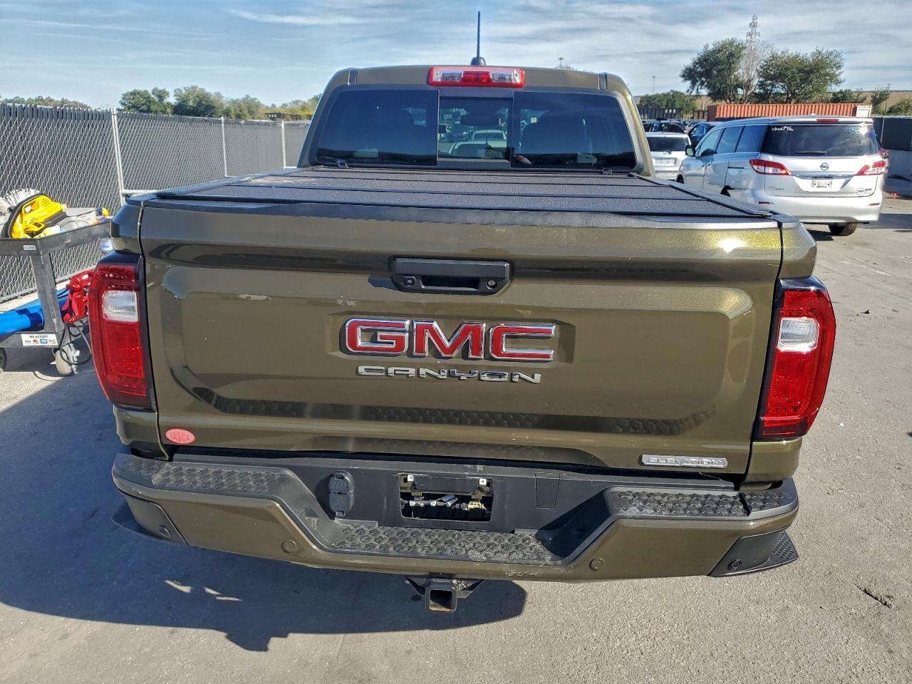 2025 GMC Canyon Elevation - Image 6