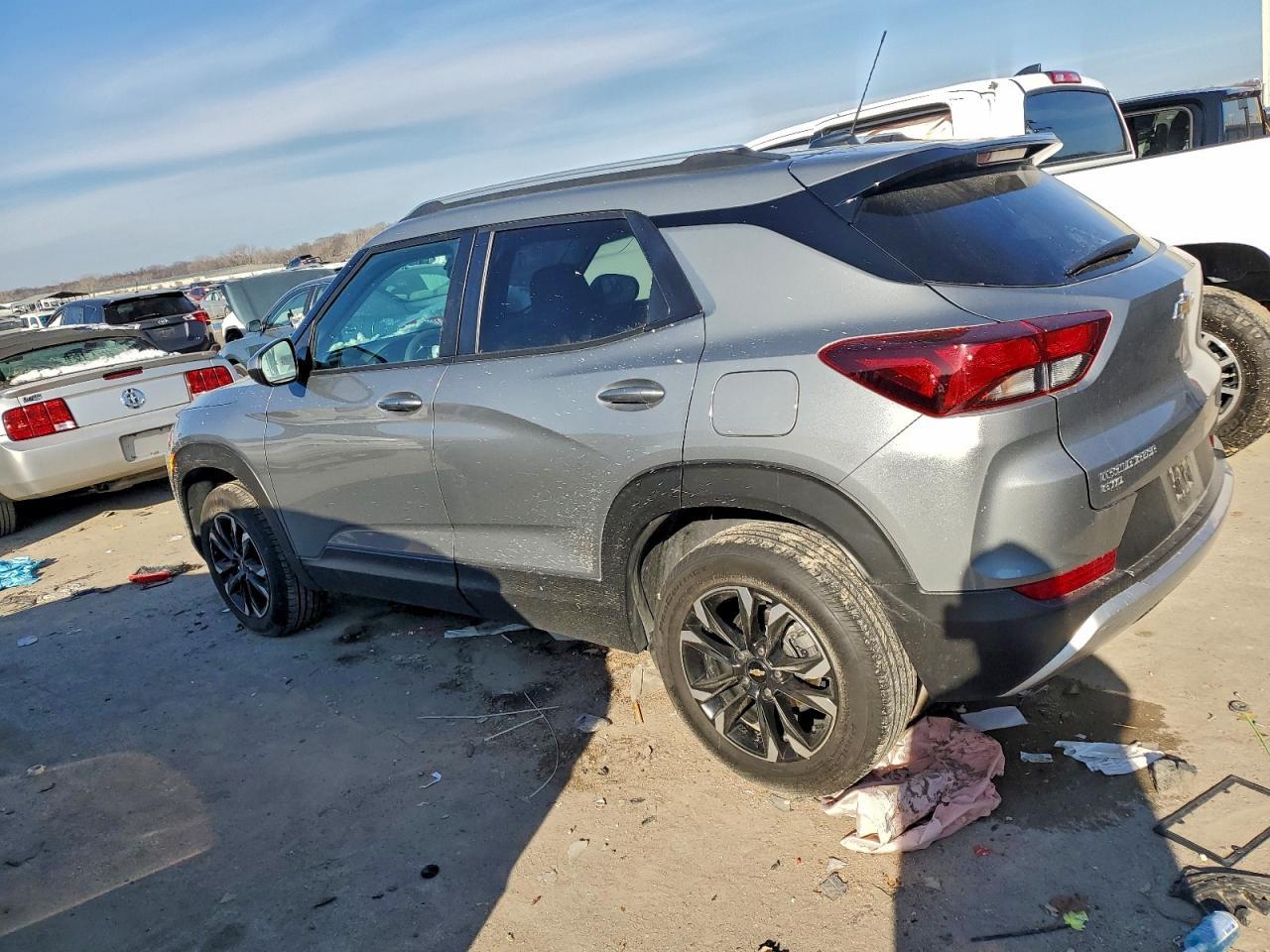 2023 Chevrolet Trailblazer Lt - Фото 2