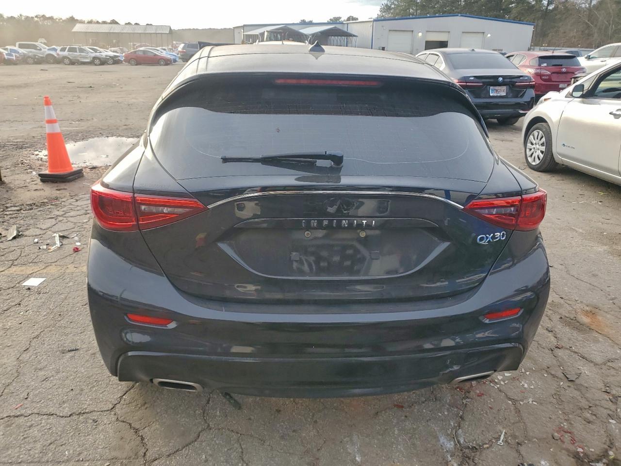 2019 Infiniti Qx30 Pure - Фото 6