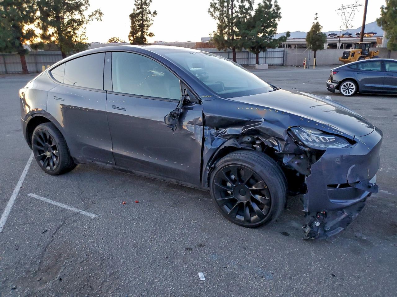 2023 Tesla Model Y - Image 4