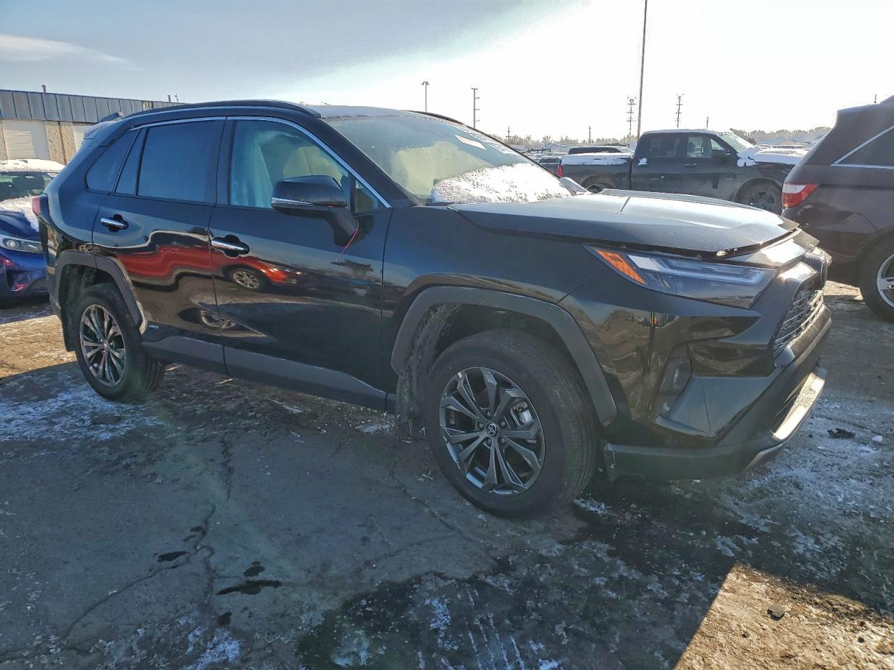 2025 Toyota Rav4 Limited - Фото 4