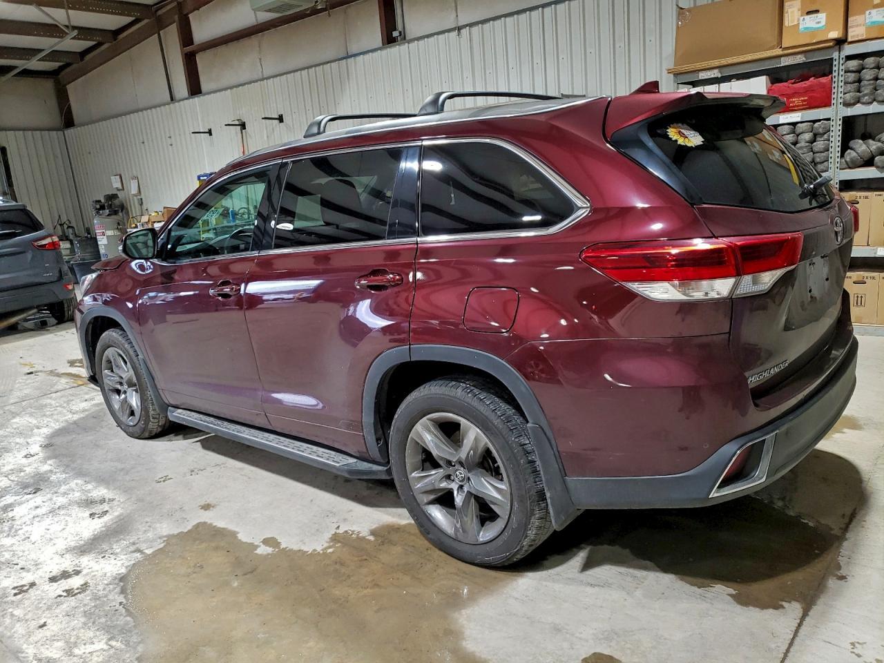 2018 Toyota Highlander Limited - Фото 2