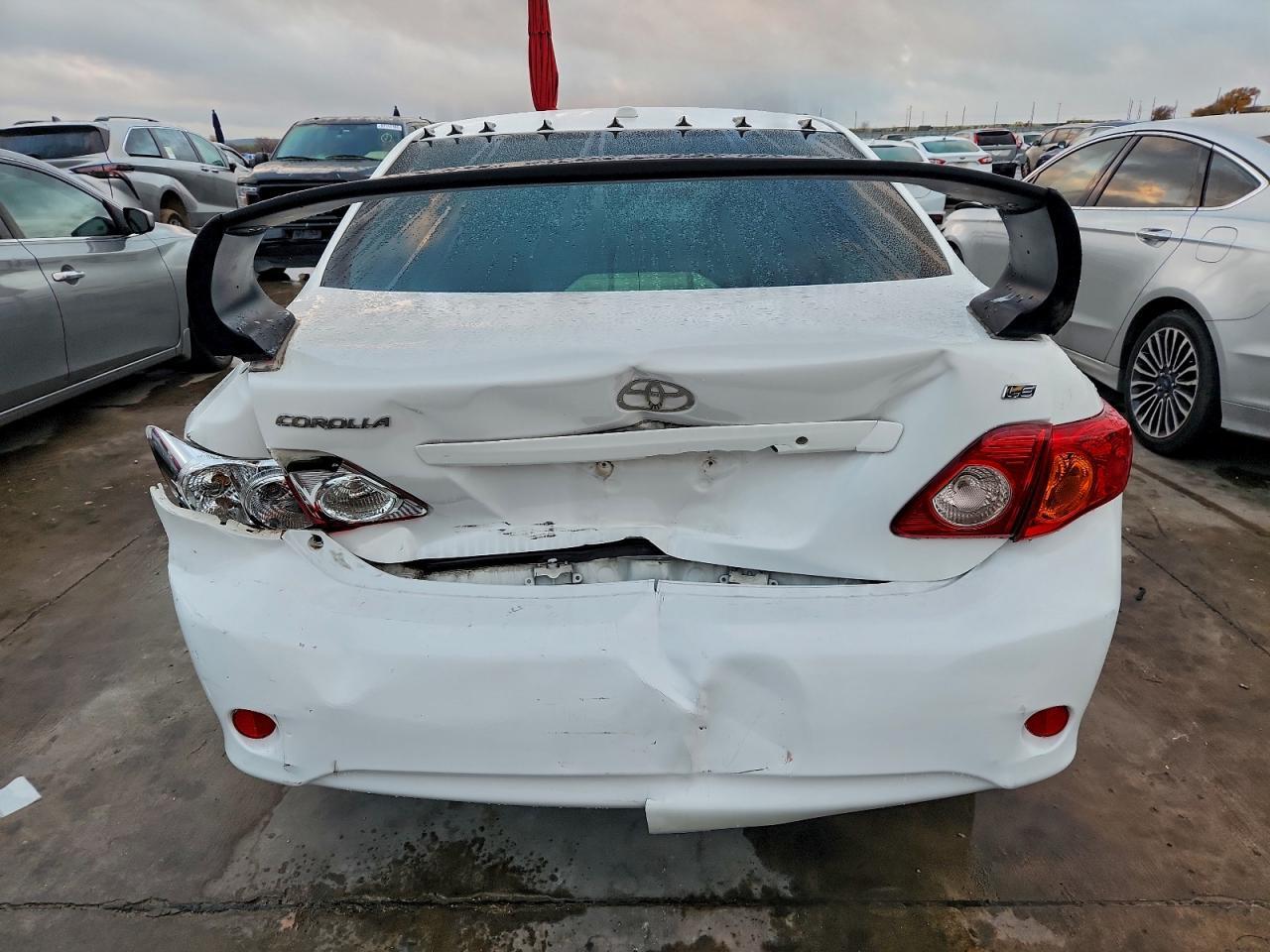 2010 Toyota Corolla Le - Image 6