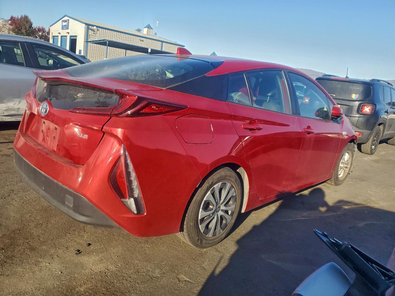 2021 Toyota Prius Prime Le - Фото 3