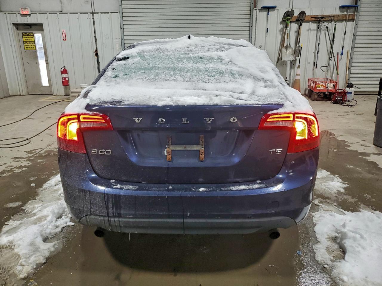 2012 Volvo S60 T5 - Image 6