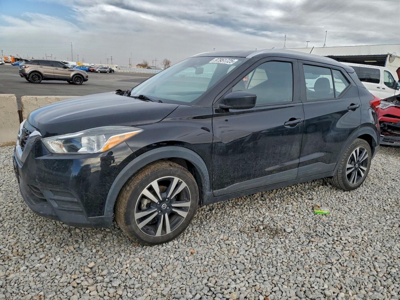 2020 Nissan Kicks Sv