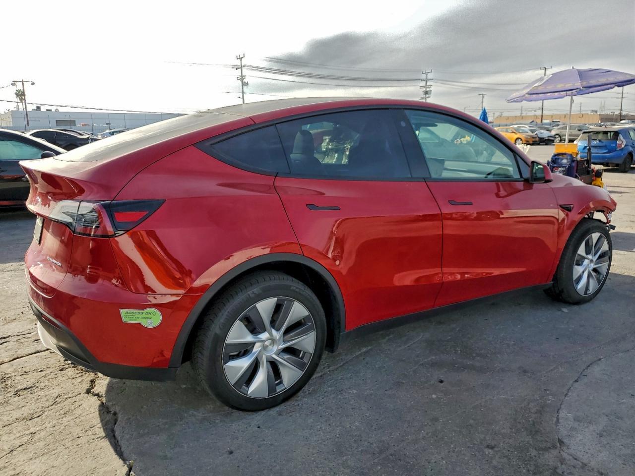 2023 Tesla Model Y - Image 3