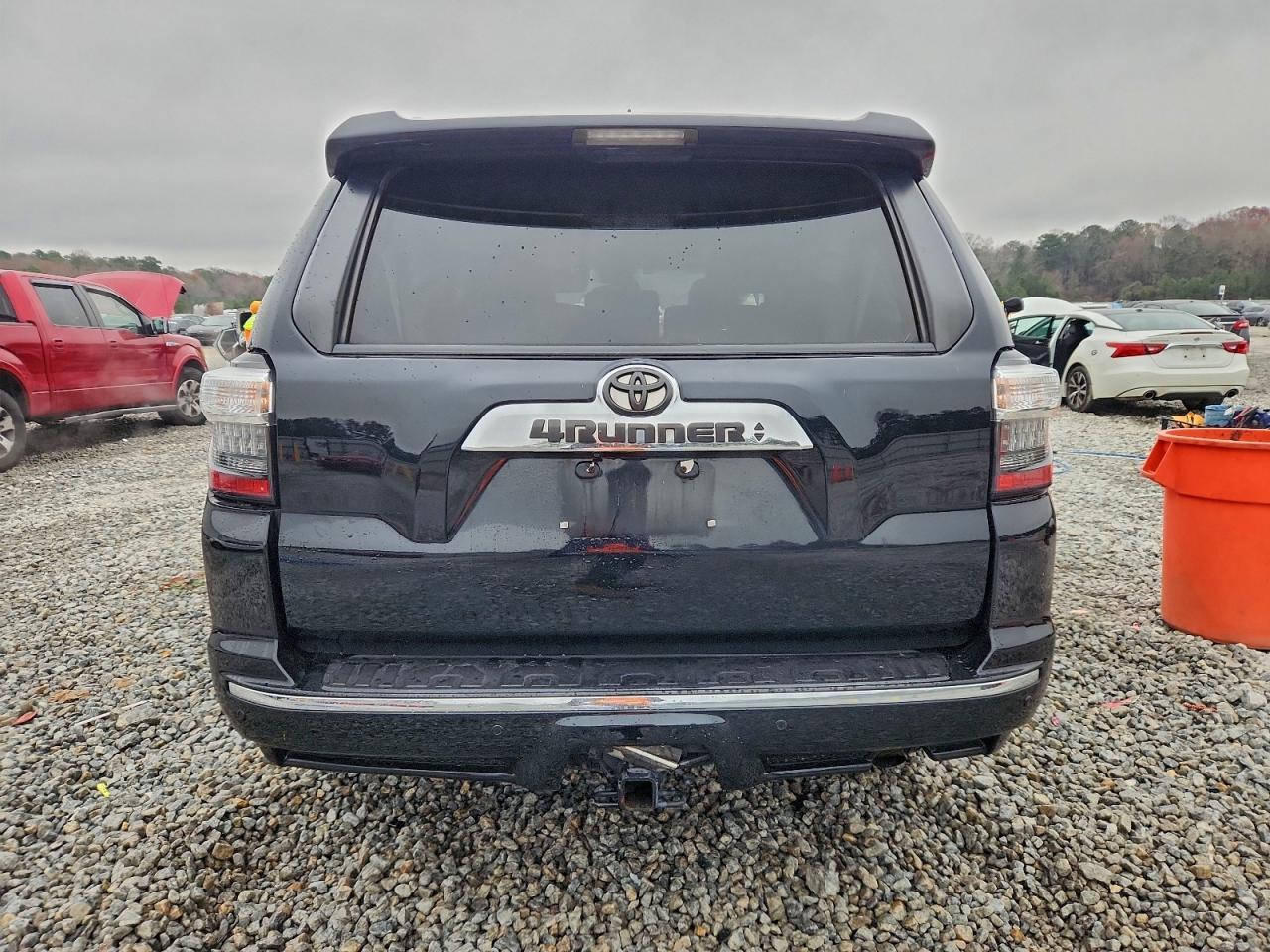 2016 Toyota 4Runner Sr5 - Image 6