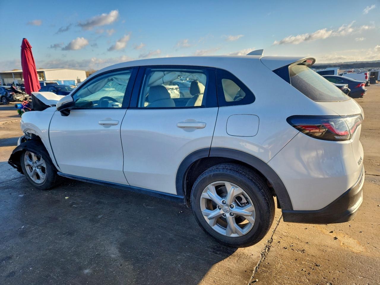 2023 Honda Hr-V - Image 2