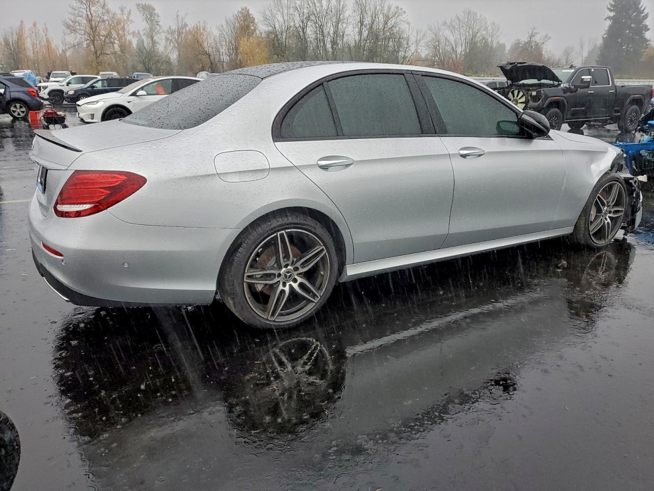 2019 Mercedes-Benz E 300 - Image 3