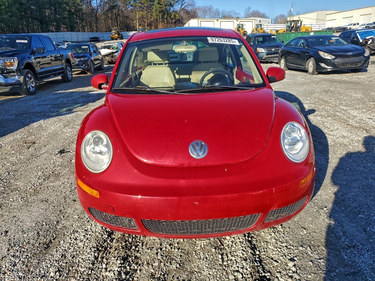 2008 Volkswagen New Beetle S - Фото 5