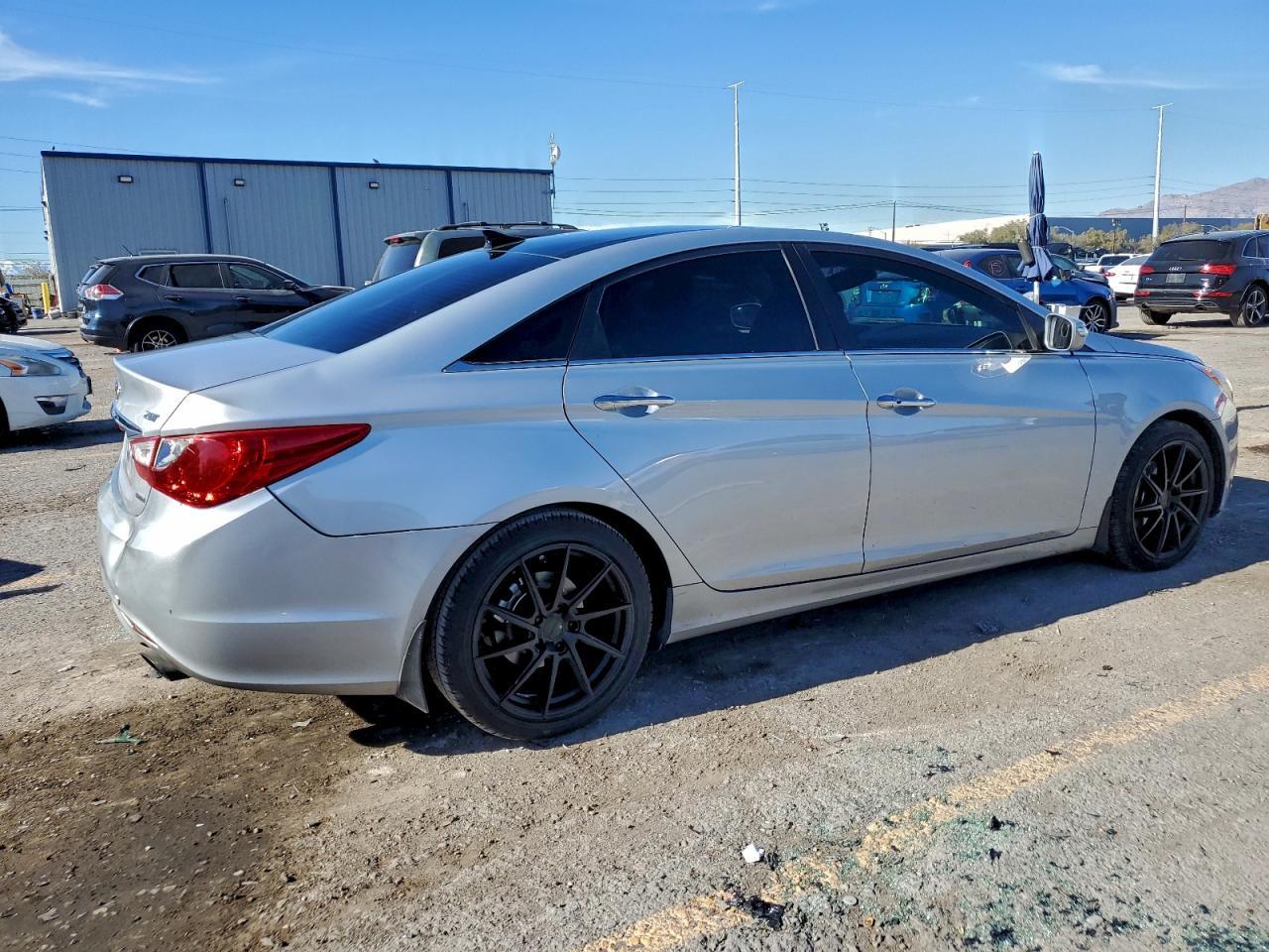2013 Hyundai Sonata Se - Image 3