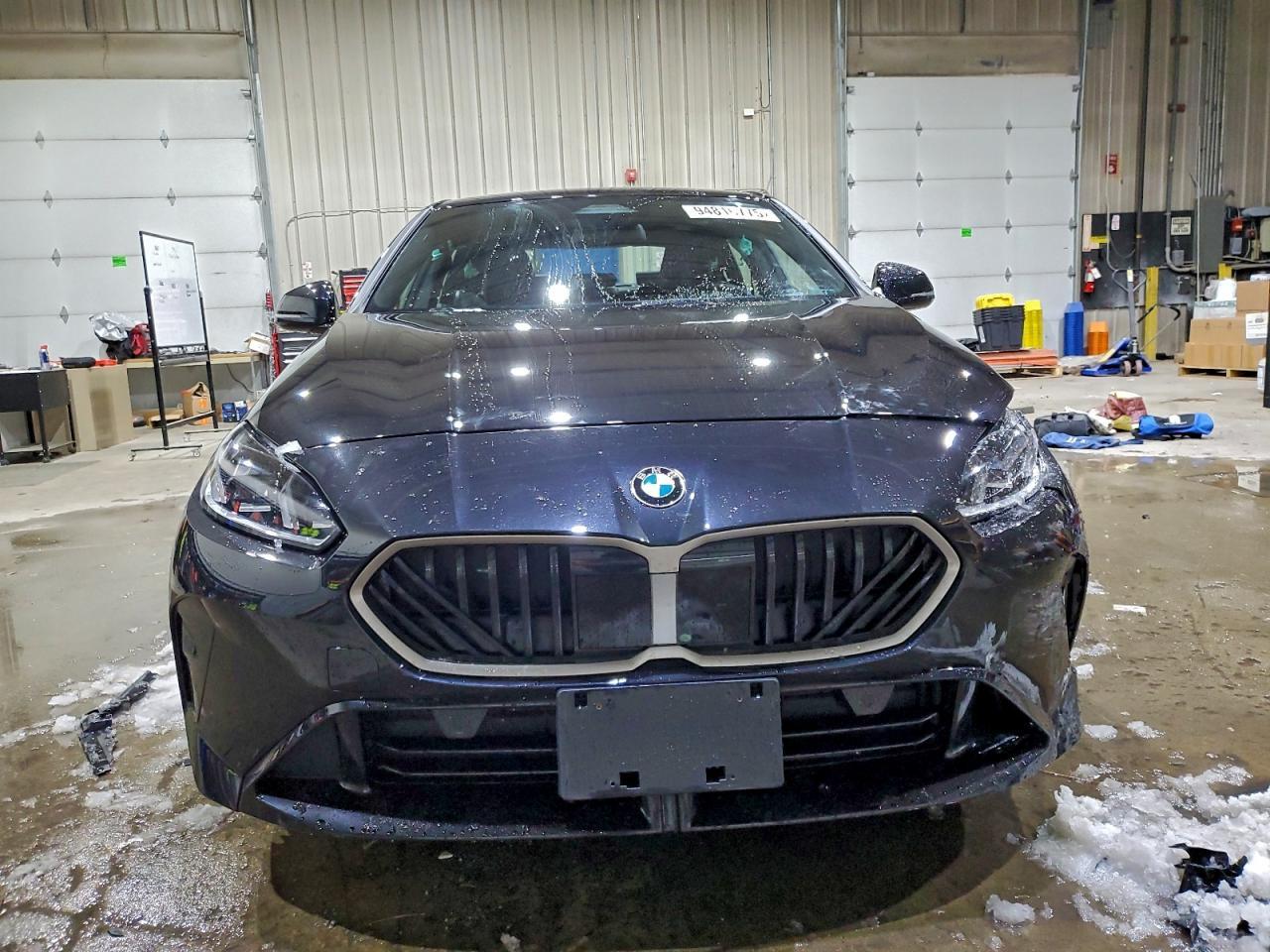 2025 BMW 228Xi - Фото 5