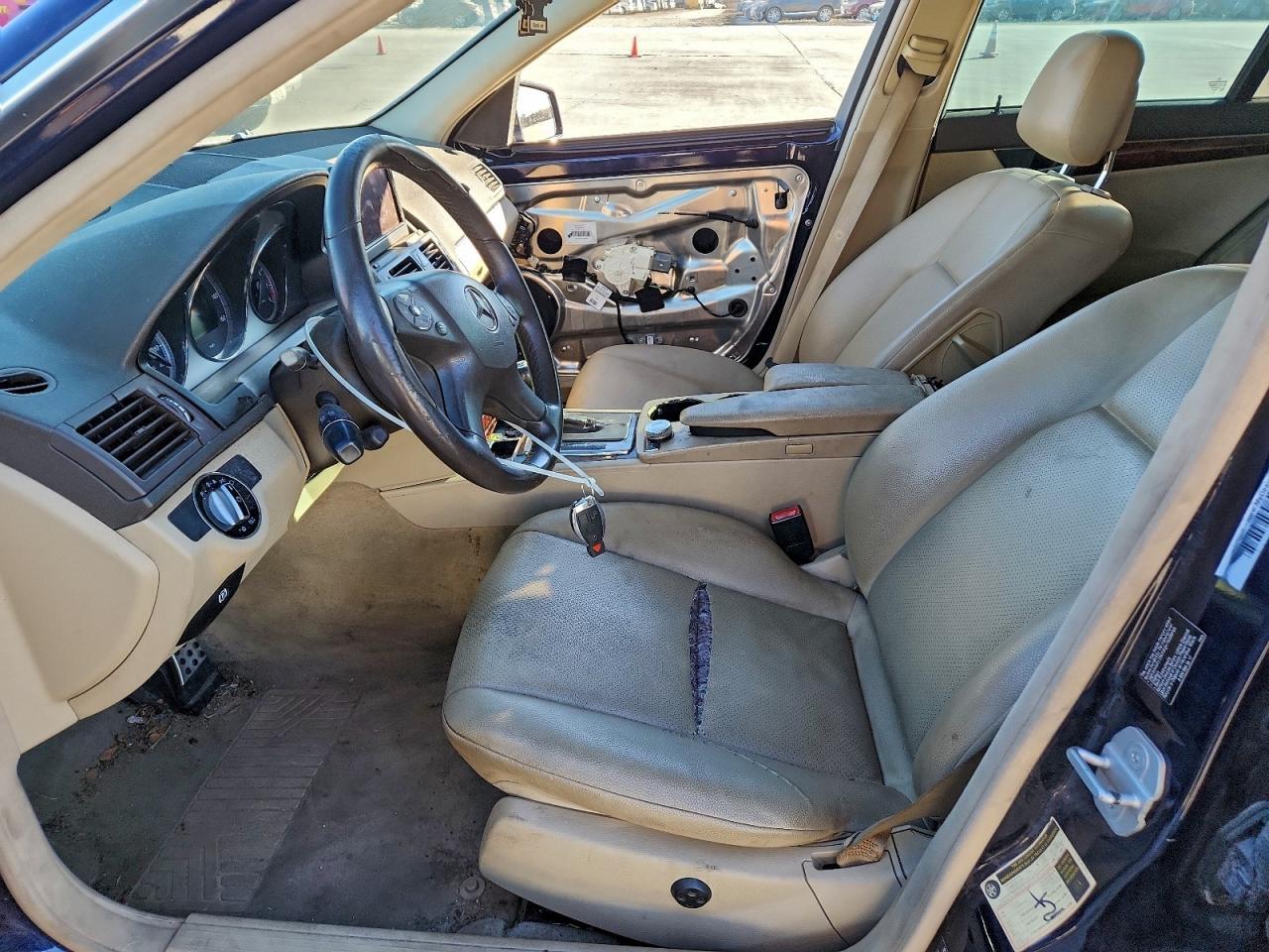 2010 Mercedes-Benz C 300 4Matic - Фото 7