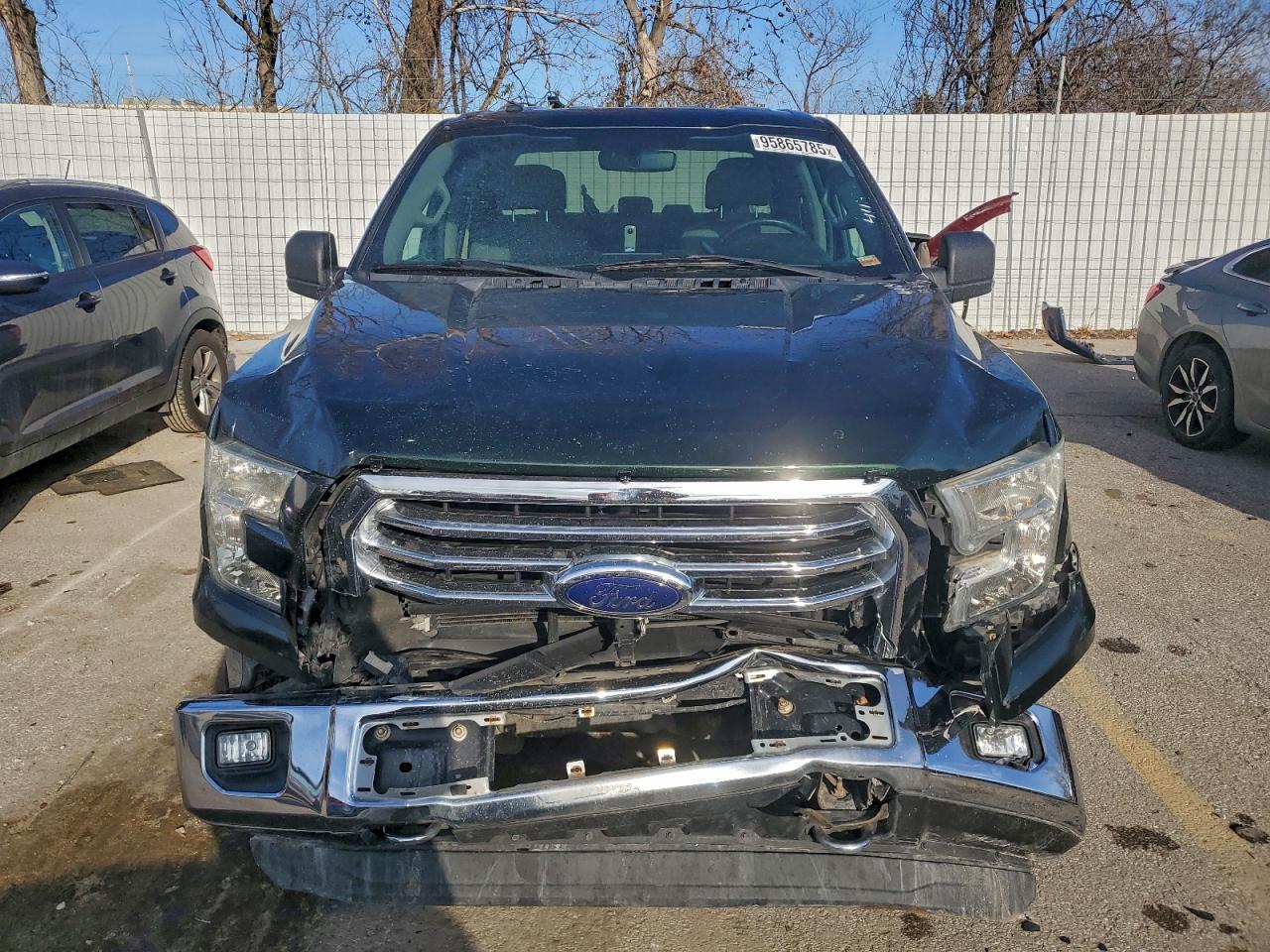 2015 Ford F150 Supercrew - Фото 5